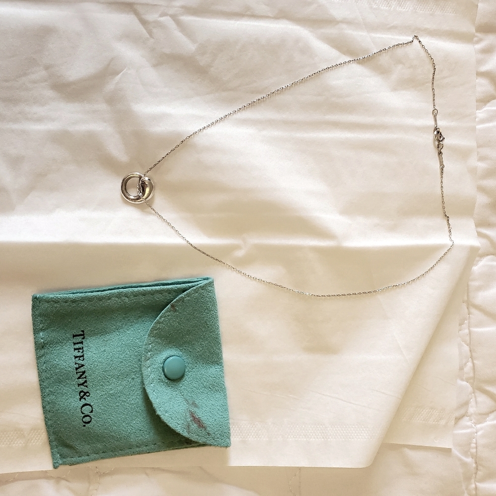 Tiffany eternal circle necklace